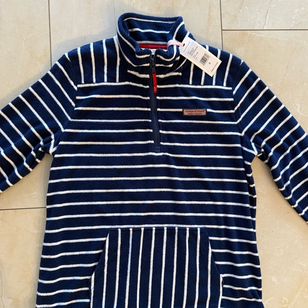 Vineyard Vines Women’s Small NWT- Blue and White Striped Terrycloth Shepshirt